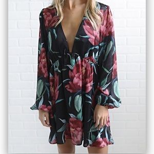 Show Me Your MuMu  Dakota Dress Sz L NWT